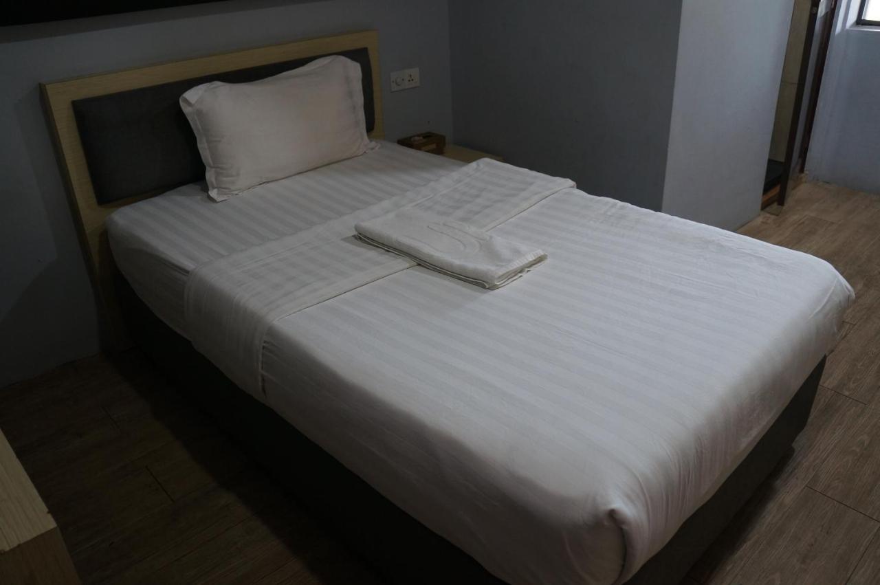 Unikarya Lodge كوتا كينابالو المظهر الخارجي الصورة